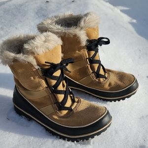 Sorel Winter Boots, Tan & Black, Women's Size 9, Excellent Condition